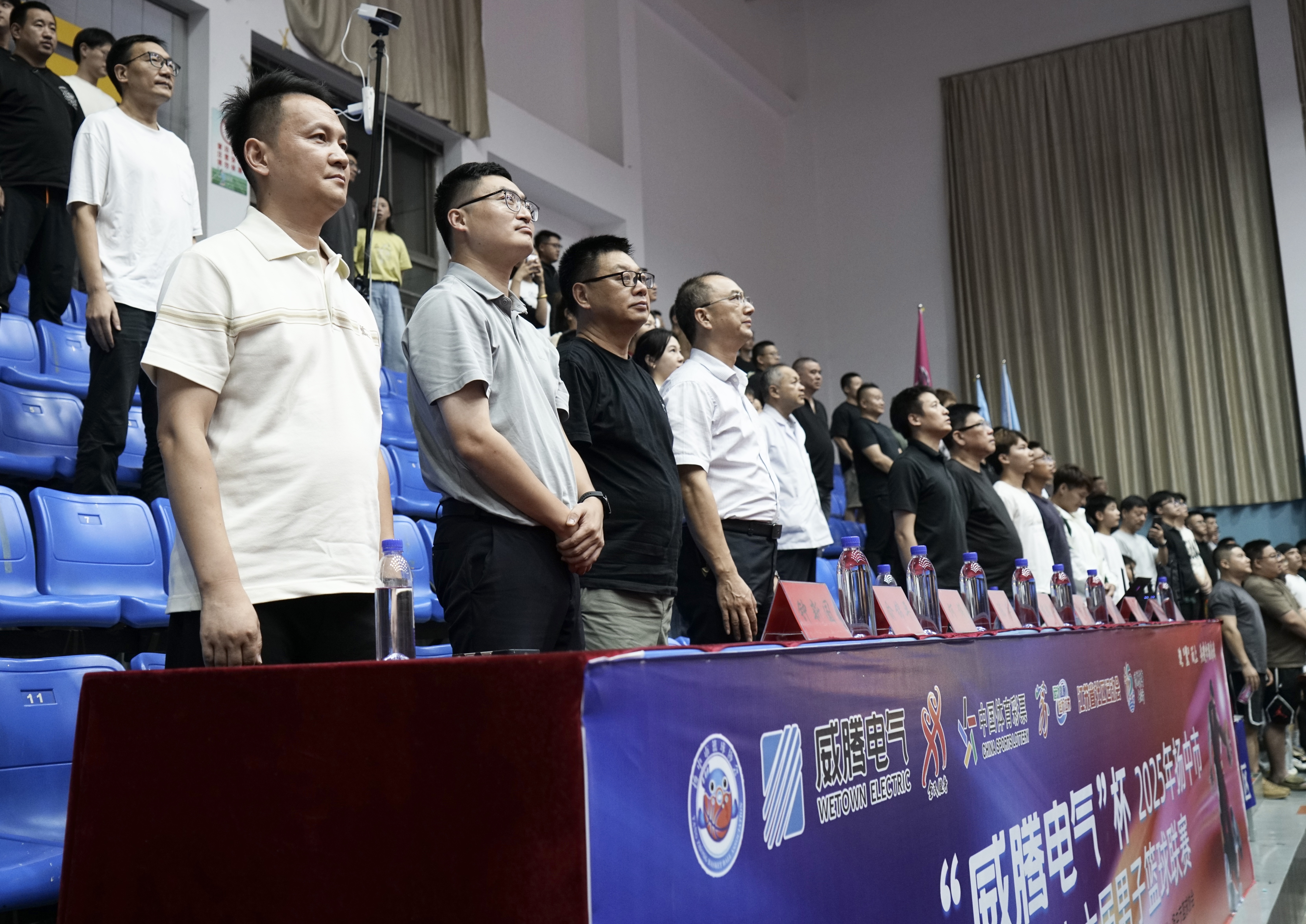 20250929082807_19252.jpg 辅导战站一排.JPG